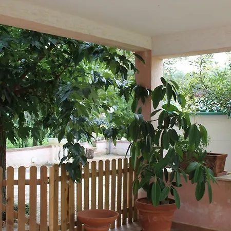 B&B Aria Antica 오스투니